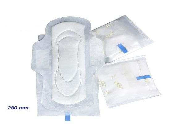 ورق بهداشتی ضد حساسیت بالدار سفید PE برای خونریزی شدید